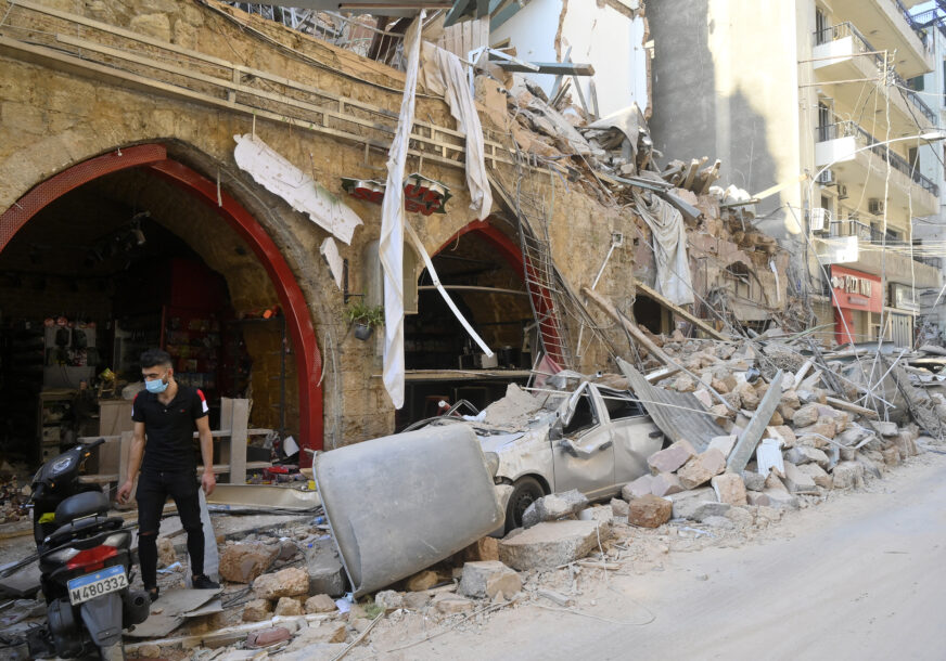 ŠOK IZJAVA PREDSJEDNIKA LIBANA "Moguće da je uzrok eksplozije u Bejrutu RAKETA ILI BOMBA"