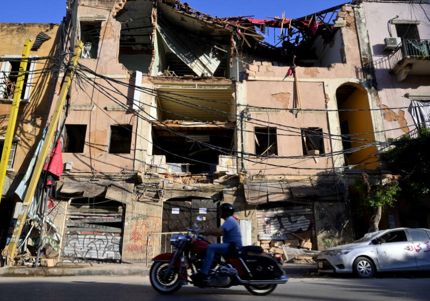 STRAH OD ŠIRENJA ZARAZE Nakon strašne eksplozije u Bejrutu BLOKADA ZBOG KORONE