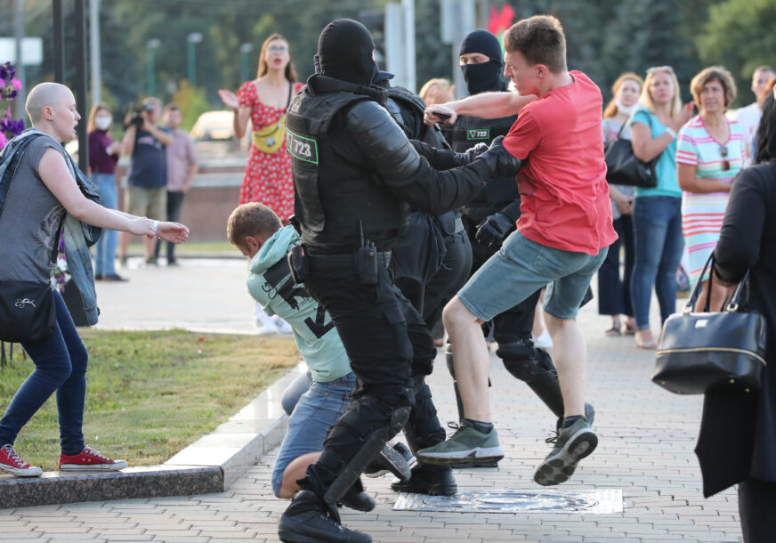ŠTA SE KRIJE IZA ĆUTANJA RUSIJE Dok u Bjelorusiji bjesne protesti, Moskva pažljivo posmatra i ČEKA
