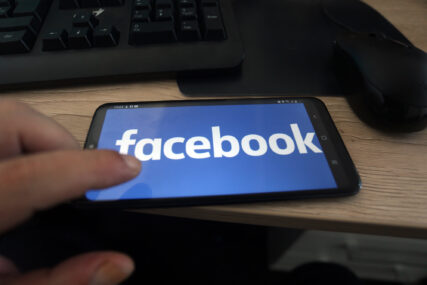 “Ostanite na mreži” Fejsbuk u novom testu omogućava korisnicima da imaju do pet profila