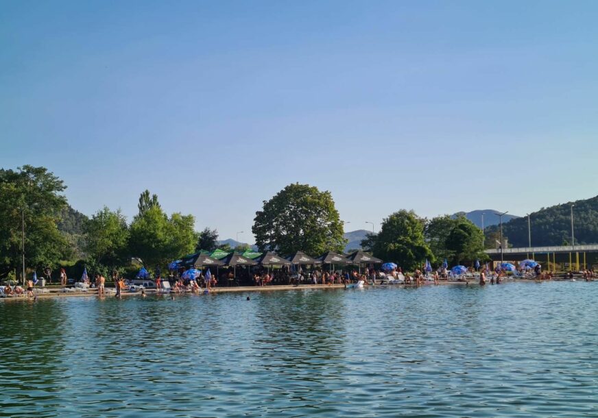 MORE ZAMIJENILI TREBINJSKIM KUPALIŠTIMA Domaći gosti se rado odlučuju za odmor na jugu Srpske