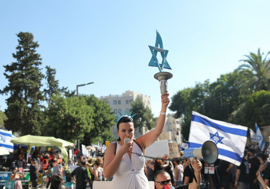 MASOVNI PROTESTI U IZRAELU Demonstranti traže od Netanjahua da se povuče