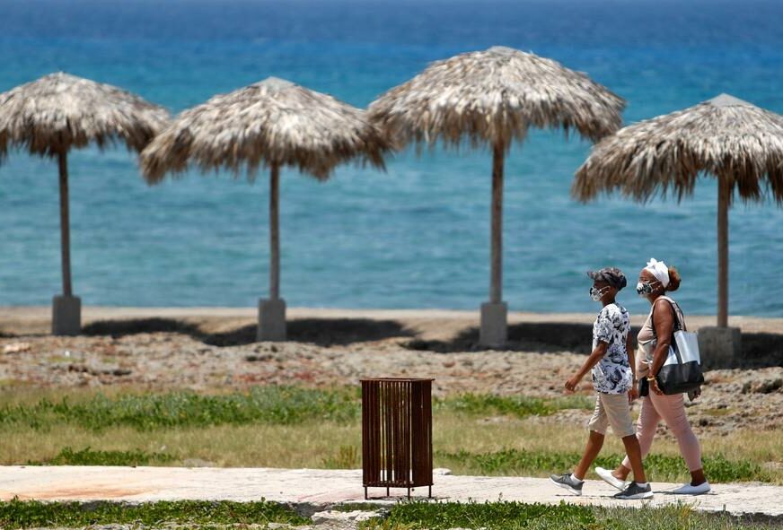 VRATILI STROGE MJERE Naređeno zatvaranje restorana, plaža, suspendovan javni prevoz