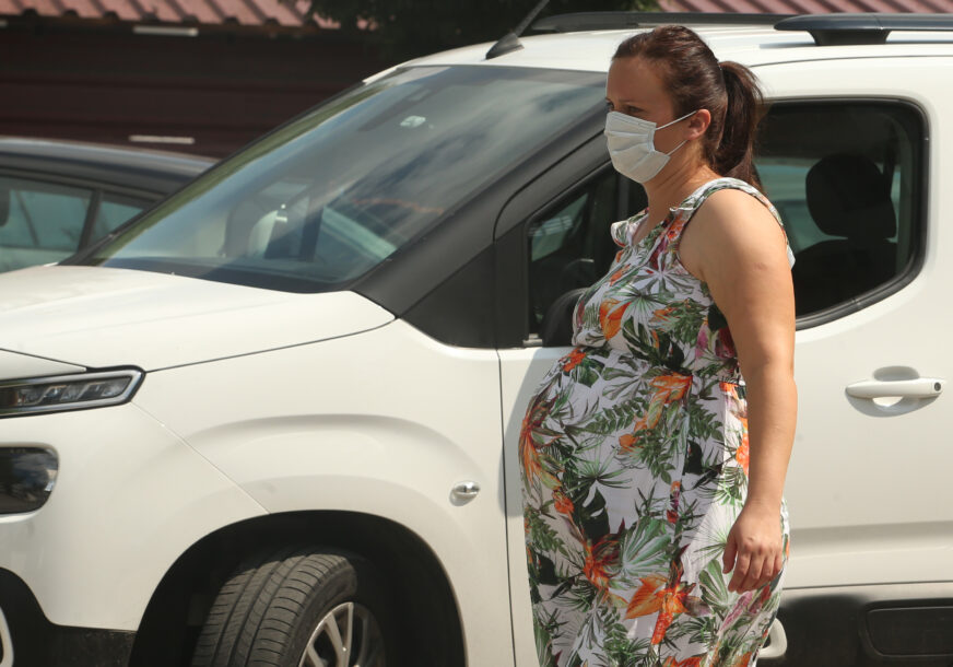 UŽAS U SRBIJI Žena u devetom mjesecu trudnoće se polila benzinom i zapalila