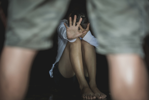 DIJETE (8) POZNAVAO OD ROĐENJA Majka zlostavljane djevojčice: Razmišljala sam da li da UBIJEM GADA