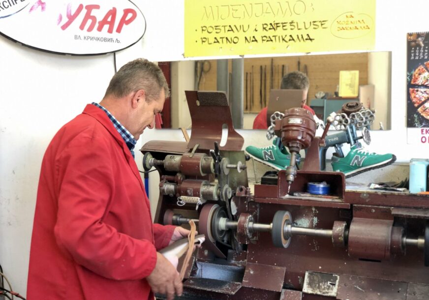 OPSTAJU I UZ DNEVNI PAZAR OD 20 MARAKA Provjerili smo kako zanatlije rade u vrijeme korone