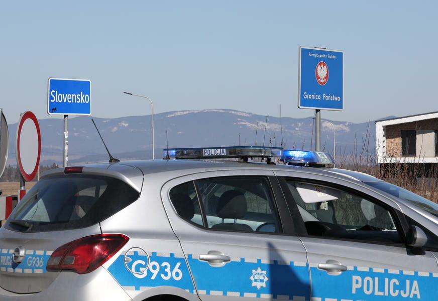 UŽAS U SLOVAČKOJ Sudarila se dva kombija, vatrogasci u suzama izvlačili TIJELA ČETVORO DJECE