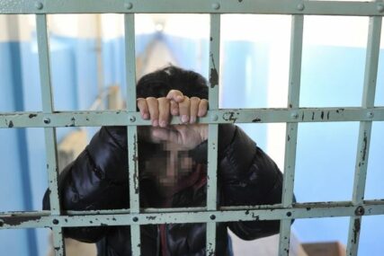 Bela (68) osumnjičen za ubistvo supruge: Ostaje iza rešetaka, ponovo mu produžen pritvor