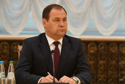 SVI ZADRŽALI SVOJE FUNKCIJE Golovčenko ponovo imenovan za premijera