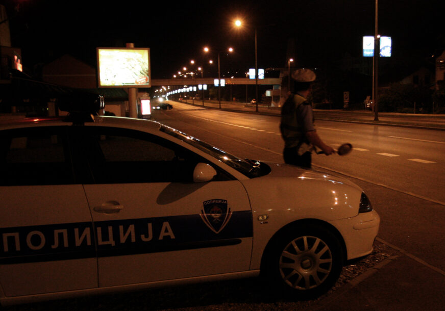 Počinio brojne prekršaje i bježao od policije: U Čelincu uhapšen bahati vozač iz Teslića