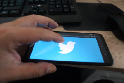 “ZAUVIJEK IZBRISANI” Tviter ugasio 373 naloga zbog propagande
