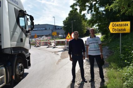 SDS: Grad zatvorio prometnu saobraćajnicu u Lazarevu, a RADOVI STOJE