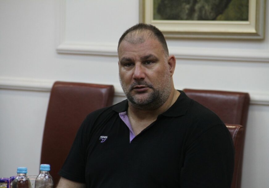 “DOLAZAK PROSLAVLJENOG VATERPOLISTE PRAZNIK ZA BANJALUKU” Poslali poruku mladima koliko je sport važan za njihov razvoj