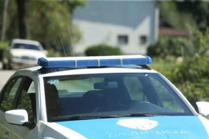 PREKRŠAJNI POVRATNIK Oduzeto vozilo u Trebinju zbog vožnje bez položenog vozačkog ispita