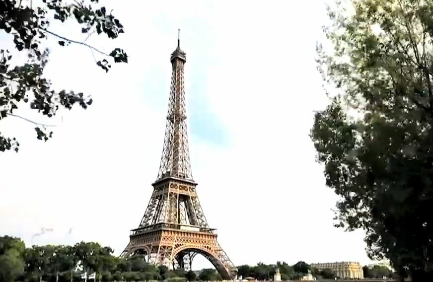 Ajfelov toranj u mraku: Gase svjetla na omiljenoj pariskoj atrakciji
