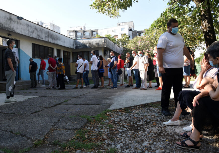 NEPOVOLJNA EPIDEMIOLOŠKA SITUACIJA Još jedan pacijent preminuo, zaraženo 147 osoba u Crnoj Gori