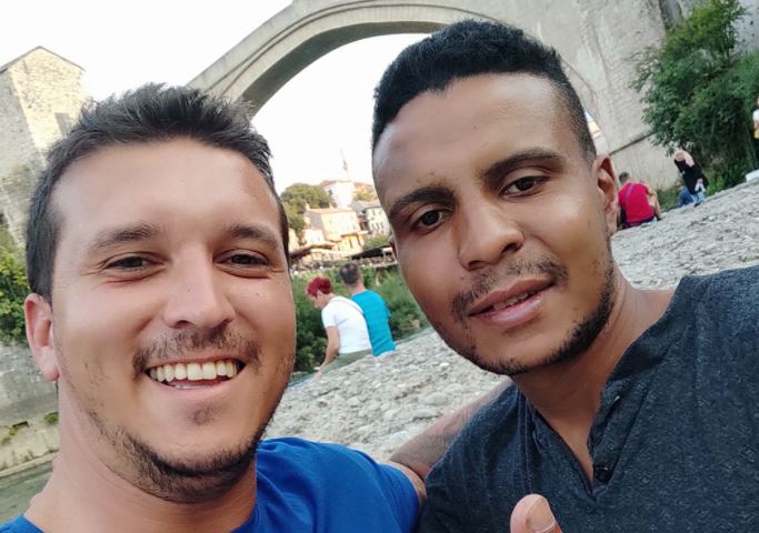 DRAMA ISPOD STAROG MOSTA Bivši fudbaler spasao migranta od utapanja u Neretvi