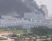 EVAKUISANA ZGRADA Veliki požar izbio u laboratoriji Huaveja u Kini (VIDEO)