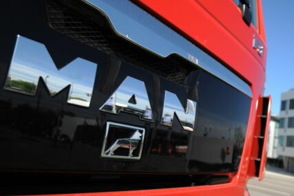 "MAN" UKIDA 9.500 RADNIH MJESTA Automobilska industrija gubi milijarde dolara