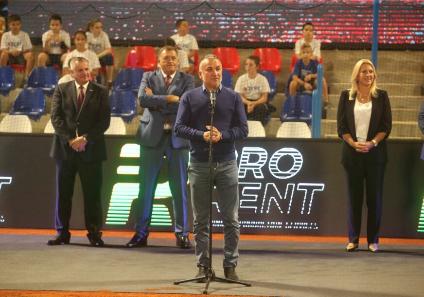 "IGRAĆE U BANJALUCI" Đoković oduševio na otvaranju Nacionalnog teniskog centra