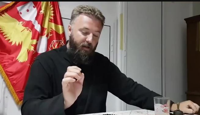 (VIDEO) "To su stvari koje ne možeš da promijeniš" Otac Predrag Popović objasnio zašto nikog NE TREBA DA ŽALIMO