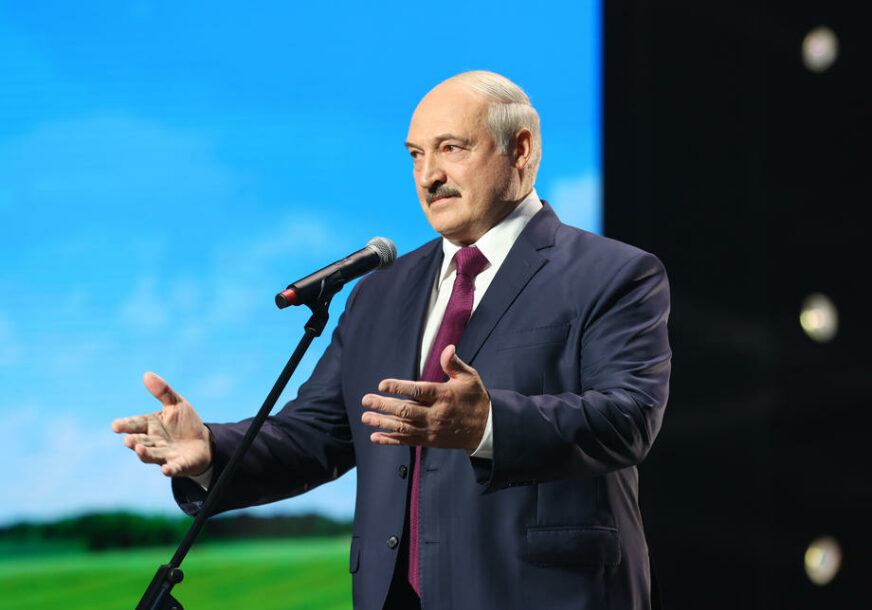NOVI PREDSJEDNIČKI MANDAT Lukašenko položio zakletvu na iznenadnoj inauguraciji