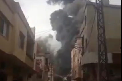 ŠIRI SE GUST DIM, STANOVNICI U PANICI Nova stravična eksplozija u Libanu (VIDEO)