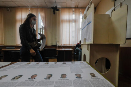 LOKALNI IZBORI U RUSIJI Otvoreno 56.000 biračkih mjesta