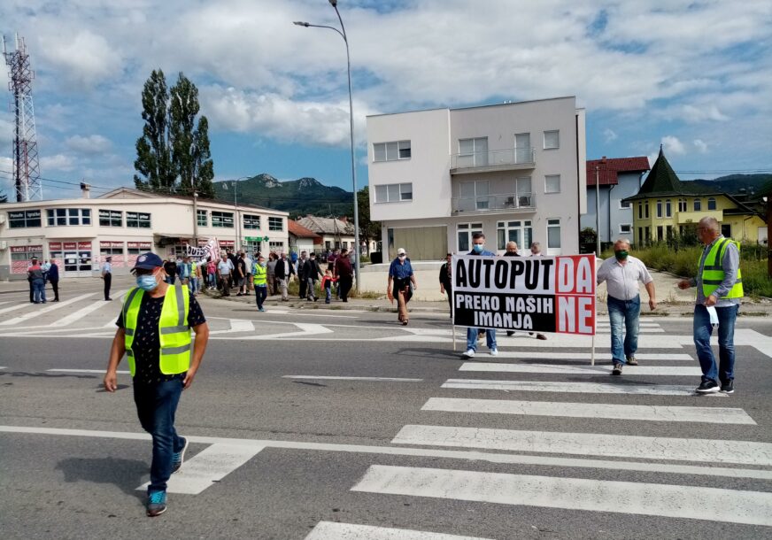 PROTEST ZBOG AUTOPUTA BANJALUKA-PRIJEDOR Mještani Kozarca ne žele da prodaju imanja