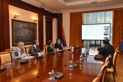 RESTRUKTUISANJE ŽELJEZNICA RS Premijer Višković sa predstavnicima Svetske banke o sljedećoj fazi