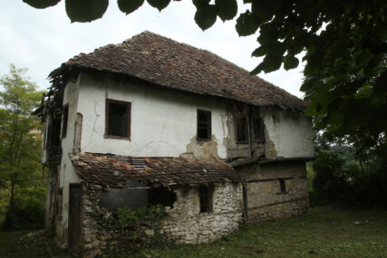 Nije dočekala obnovu: Srušila se najstarija kuća u Banjaluci (FOTO)