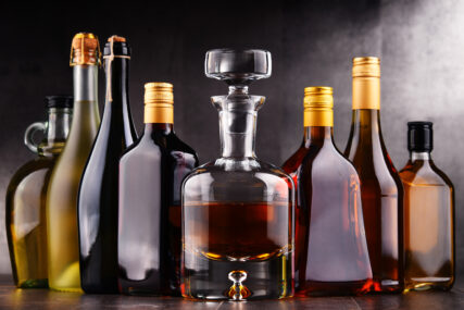 POROK JAČI OD ZARAZE Mladi više žrtve alkohola, nego korona virusa