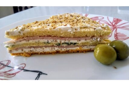 SLANA TORTA Kremasti i šareni zalogaji koji svakoga oduševe