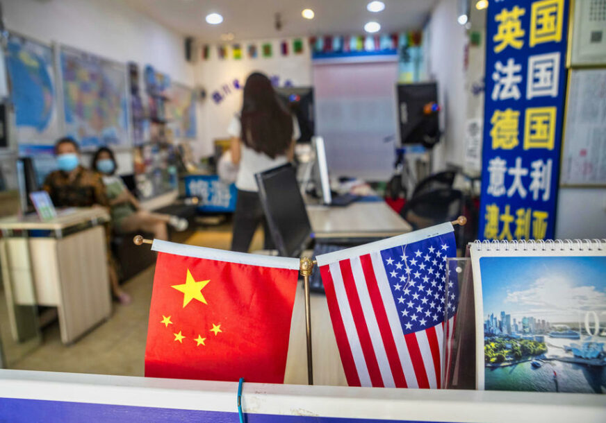 "AMERIKA OTIŠLA PREDALEKO" Kina traži od SAD da se ne miješa u unutrašnja pitanja