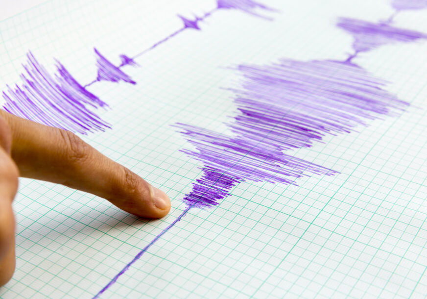 TRESLO SE TLO Zemljotres u Crnoj Gori na području Kotora