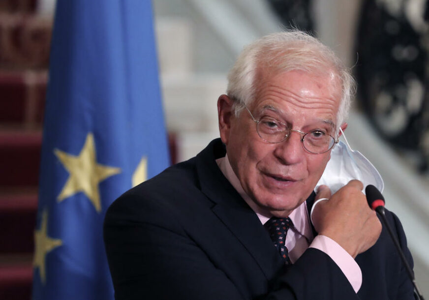 POTREBNO POSREDOVANJE EU Vučić i Hoti potvrdili da su evropske integracije PRIORITET