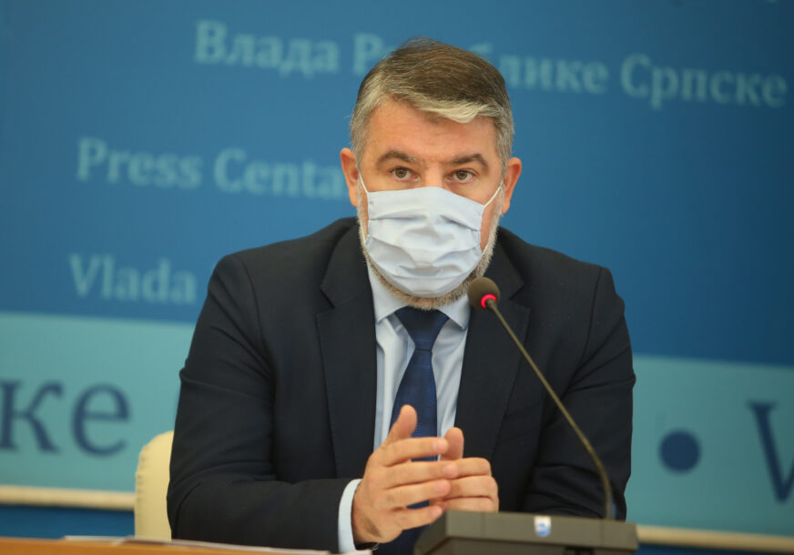 “Potrebno zaštititi zdravstveni sistem” Šeranić izjavio da je proces nabavke vakcine od početka transparentan
