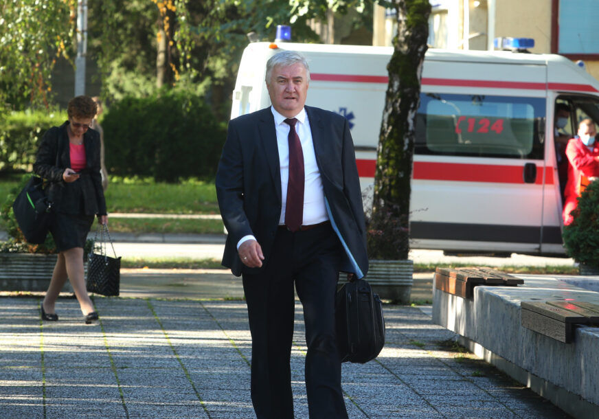 „Ovo nije kraj borbe“ Krunić kaže da opozicija ne odustaje od pet KM boračkog dodatka za svaki mjesec u ratu