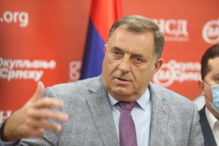 DAN POBJEDE I OSLOBOĐENJA Dodik: Herojski srpski narod i vojska najveći stradalnici velikog rata