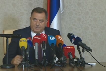 „ZAHVALAN SAM KOMŠIĆU“ Dodik potvrdio da je BiH danas zvanično ODBILA priznanje Kosova