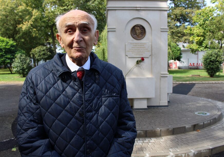 "DA SE ZLO NE PONOVI"  Milutin (87) iz sela kod Gradiške preživio je Jasenovac, imao je sedam godina