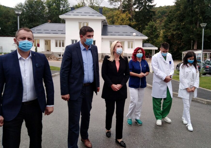 URUČENA VRIJEDNA DONACIJA Bolnica "Srbija" dobila inkubatore za Odjeljenje pedijatrije