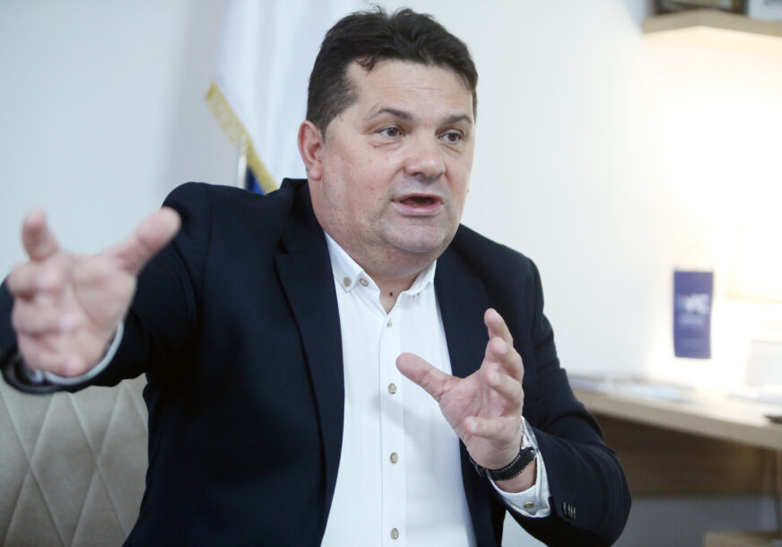 Stevandić poručuje: Parlament Srpske "oborio" Inckovu odluku jer je neustavna