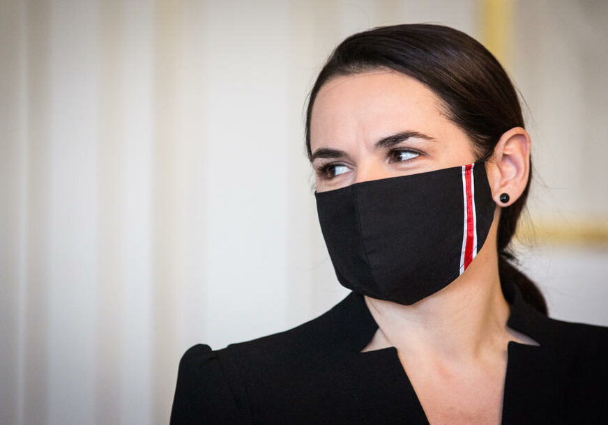 TESTIRAĆE SE NA KORONA VIRUS Svetlana Tihanovska u samoizolaciji