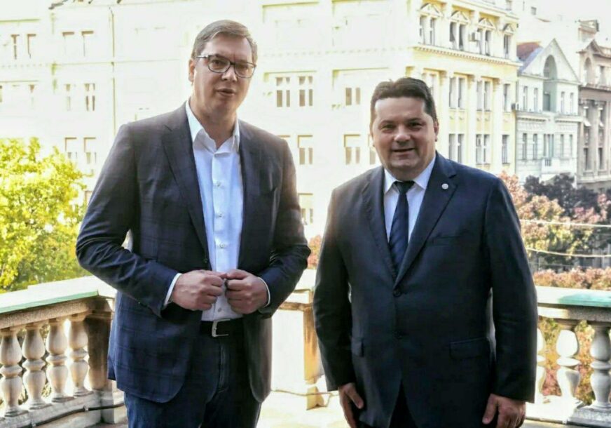 Stevandić čestitao Vučiću Dan državnosti Srbije: Naš narod osjeća radost