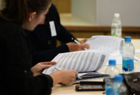 OPTUŽNICA ZA FALSIFIKOVANJE POTPISA Na spisku podrške kandidatu za predsjednika Srpske navodio i imena MRTVIH LJUDI
