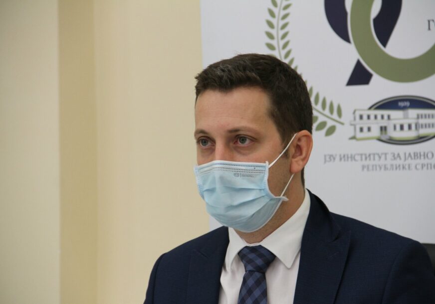 PREMINULA ČETIRI PACIJENTA Još 63 osobe u Srpskoj oboljele od korona virusa