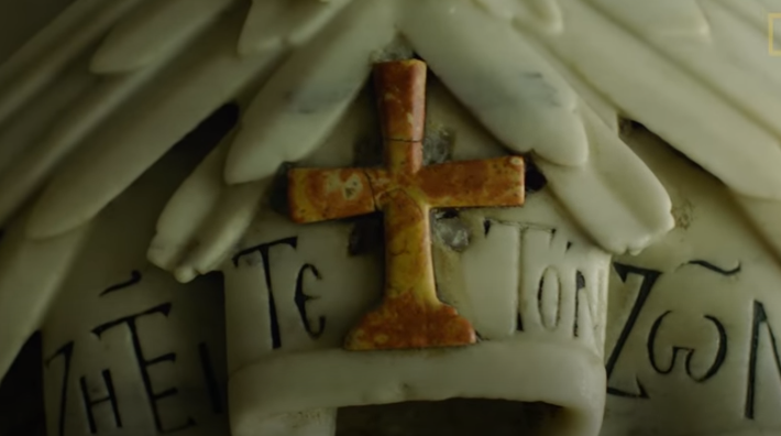 PRVI PUT NAKON DVA VIJEKA Otvoren Isusov grob, arheolog poručio da mu "KLECAJU KOLJENA" (VIDEO)