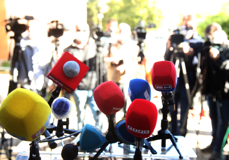 DAN SLOBODE MEDIJA Novinari izloženi čestim napadima i pritiscima
