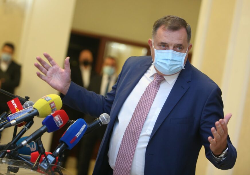 "IMA OBOSTRANU UPALU PLUĆA I GASTRITIS"  Direktor UKC o zdravstvenom stanju Milorada Dodika